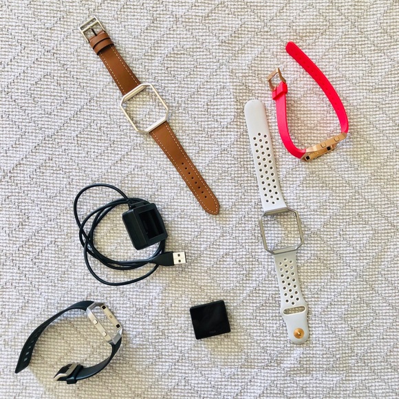 Fitbit Blaze Bundle - Picture 1 of 8